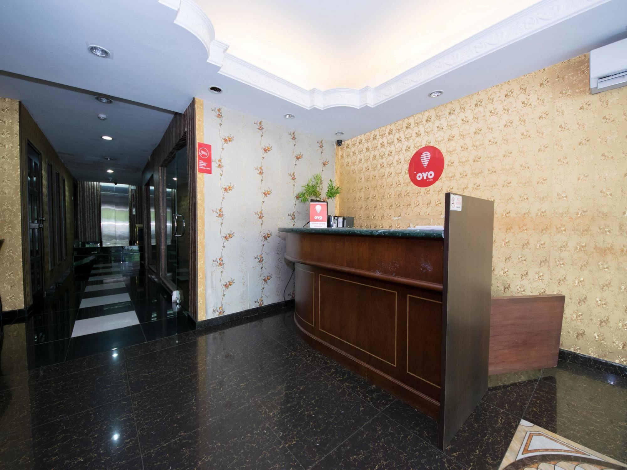 Oyo Rooms Maharajalela Monorail Station 쿠알라룸푸르 외부 사진