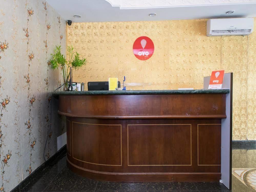 Oyo Rooms Maharajalela Monorail Station 쿠알라룸푸르 외부 사진
