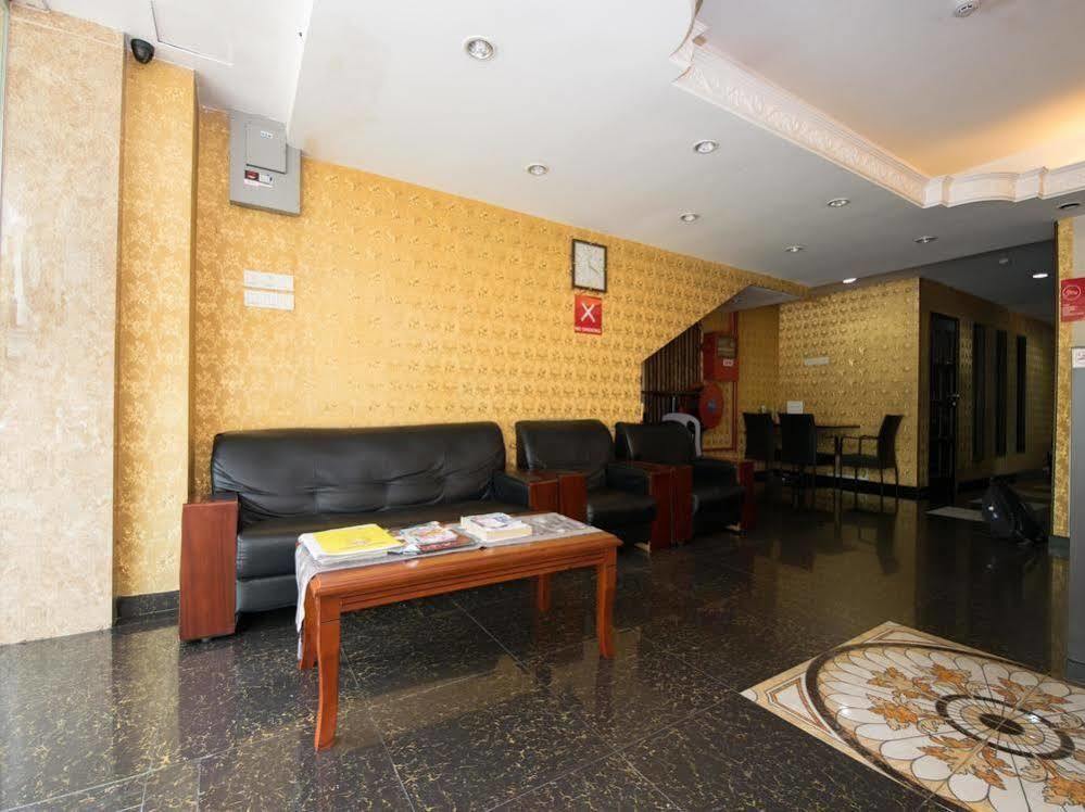 Oyo Rooms Maharajalela Monorail Station 쿠알라룸푸르 외부 사진