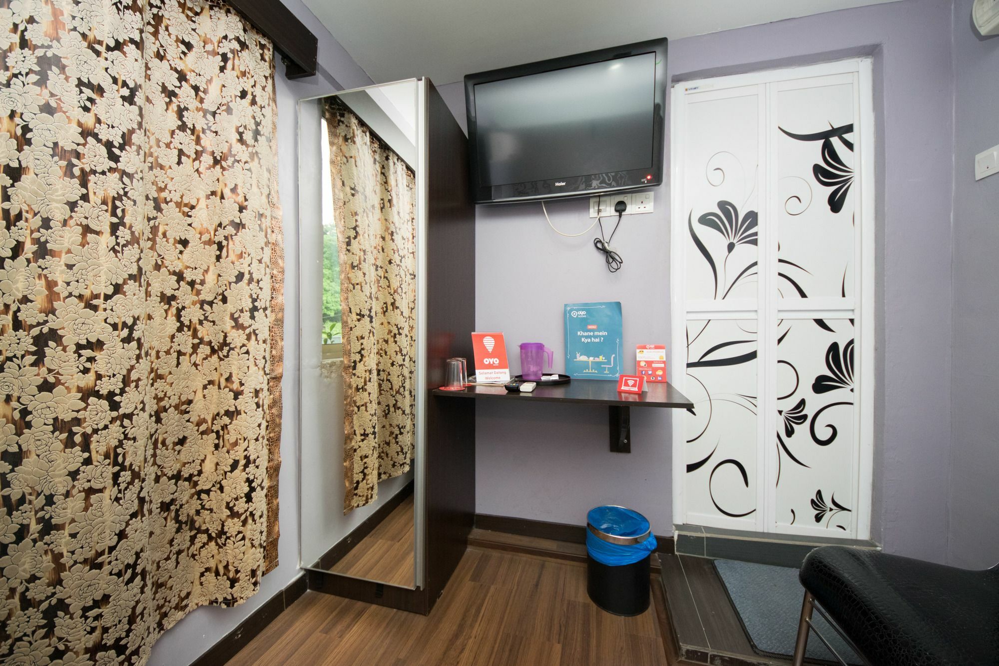 Oyo Rooms Maharajalela Monorail Station 쿠알라룸푸르 외부 사진