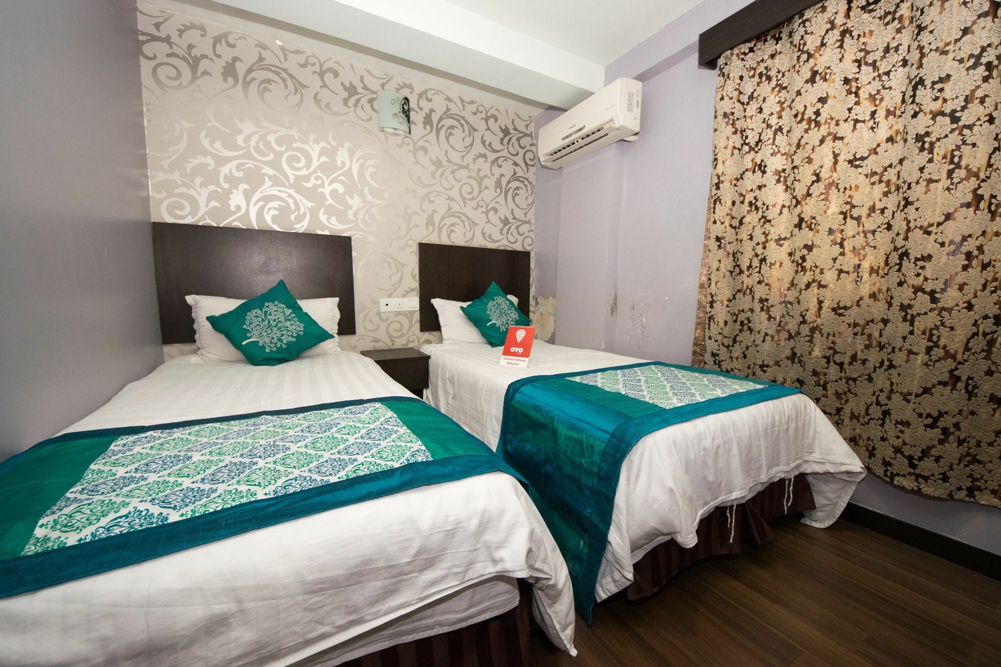 Oyo Rooms Maharajalela Monorail Station 쿠알라룸푸르 외부 사진